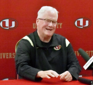 John Kelley announces his resignation as University High football coach, led school to 1994 state title game